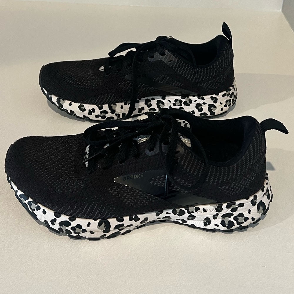 Brooks Revel Running Shoe Snow Leopard Print